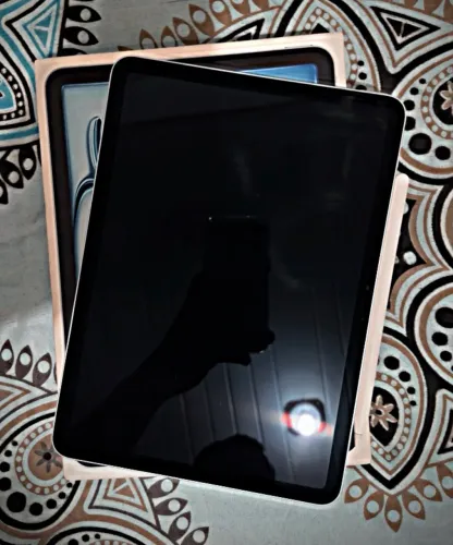 iPad Air Azul M2 11? 128GB Wi-Fi + Caneta ? Pencil Pro super novos