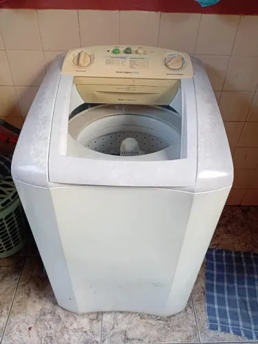 lavadora electrolux LM 06 6kg 220v