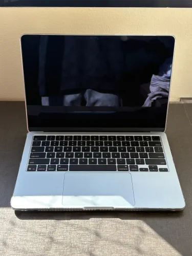 MacBook Air M4 13? 2025 | 16GB RAM | Estado de Novo