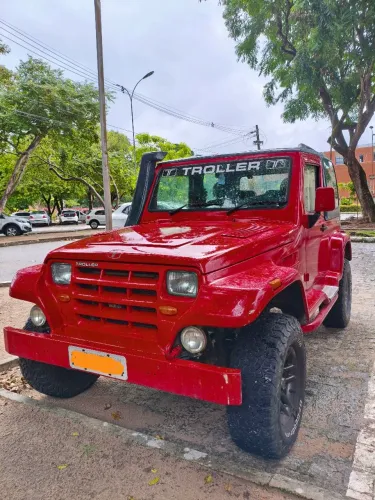 Troller T-4 4X4 2.8 TB Int. Cap. Rígida Diesel 2001