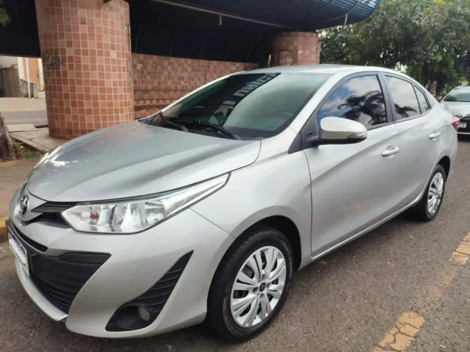 Toyota Yaris XL Sedan 1.5 Flex 16V 4P Aut. 2022