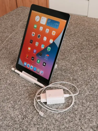 iPad 8ª Geração 128GB Wi-Fi + Apple Pencil Original - Excelente Estado