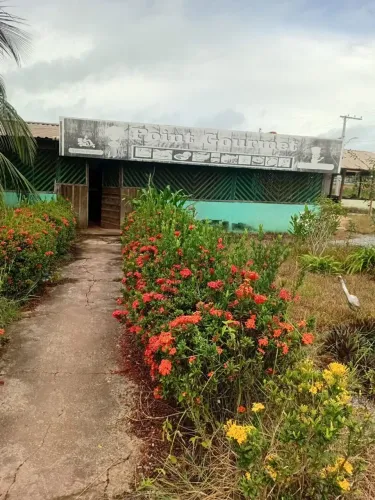 Vendo casa com ponto comercial