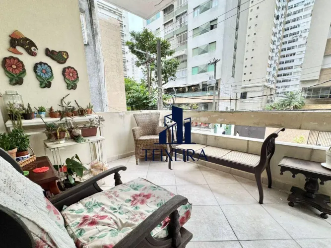 Apartamento para locação na praia das pitangueiras, 03 dormitorios, na quadra da praia, sa