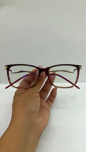 Óculos Ana Hickman + lentes sem grau com filtro azul e antirreflexo
