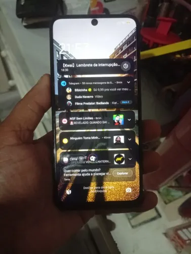 Redimi note 11s de 128 gigas funcionando perfeitamente só precisa formatar 