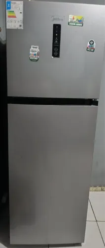 Geladeira semi nova