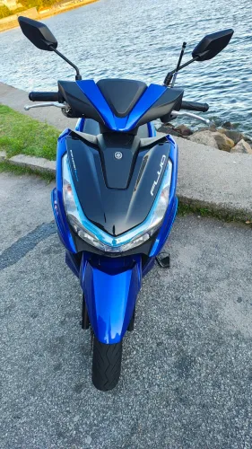 VENDO MOTO YAMAHA FLUO 125 HIBIDRO MOTO ZERADA PRA PESSOA EXIGENTE TODAS REVISÕES FEITAS.