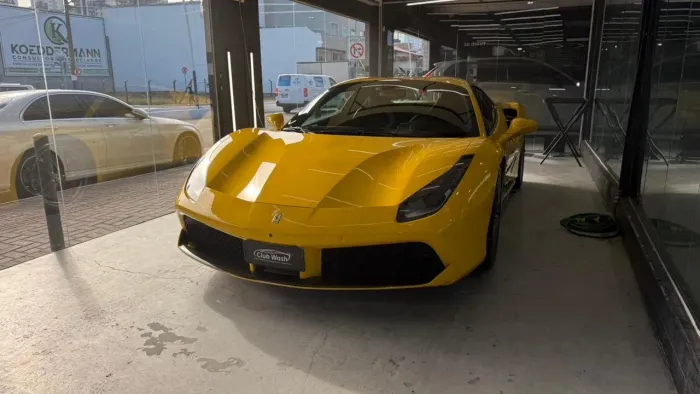 Ferrari 488 Spider 3.9 V8 670cv 2018