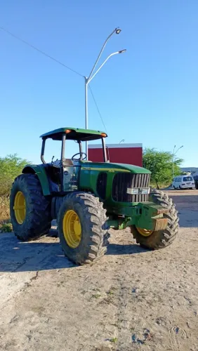 Trator 7515 John Deere Ano 2009 com gradão