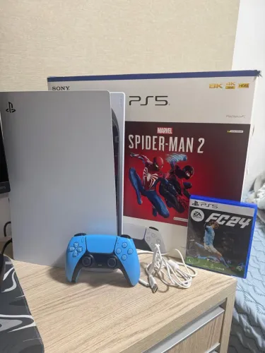 PlayStation 5 - 825GB - Versão com Leitor de Mídia Física