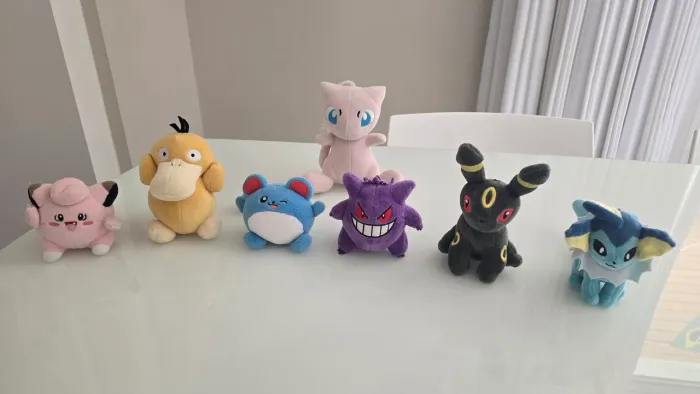 7 bonecos pelucia pokemon