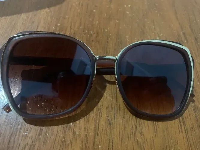 Óculos de sol marca Chanel original