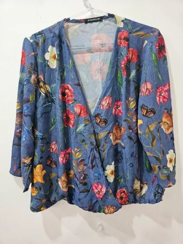 Blusa fem.Azul c estampa linda Damyller tamanho M