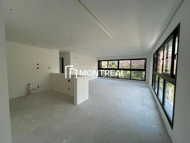 APARTAMENTO À VENDA NO ITAIM BIBI, 2 SUÍTES. 1 VAGA DE GARAGEM.