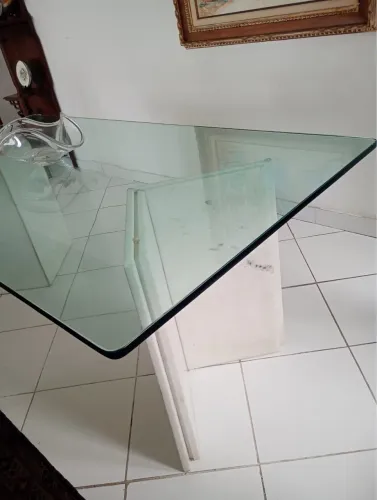 Mesa de Jantar em Mármore Branco e Vidro Temperado - 2,00 x 1,00 m