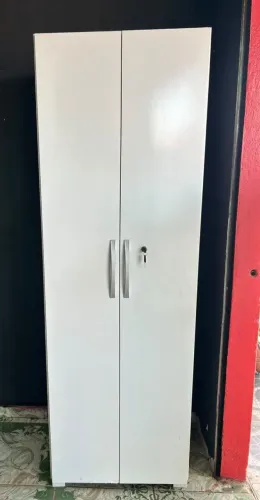 Multiuso com chave seminovo