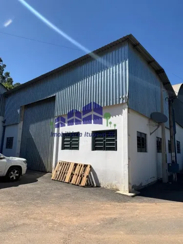 Galpão Industrial para Locação em Franco da Rocha-SP: 1 sala, 3 banheiros, 350m² na Glebas