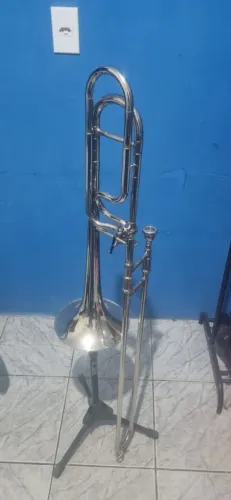 Vendo trombone de vara