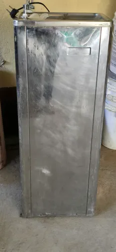 Bebedouro coluna de inox