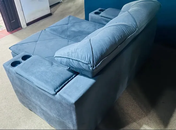 Sofá 2 Lugares Retrátil E Reclinável