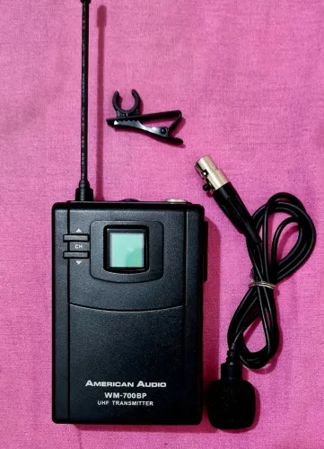 VENDO MICROFONE DE LAPELA: Valor R$ 550