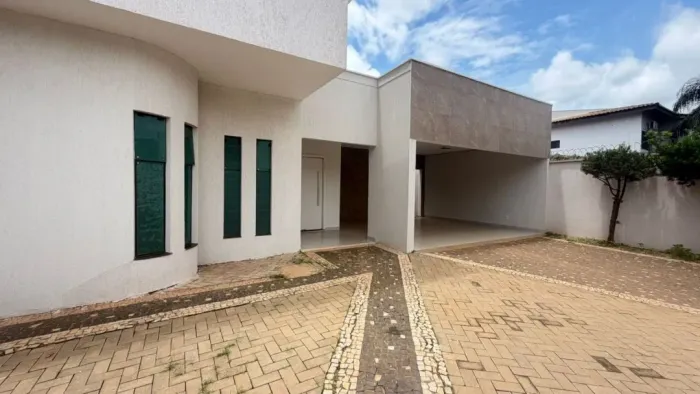 Casa com 4 dormitórios para venda e locação no bairro Plano Diretor Norte