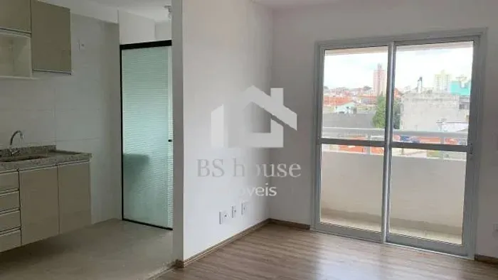Apartamento com 2 quartos para alugar na Rua Lauro Muller, Vila Palmares