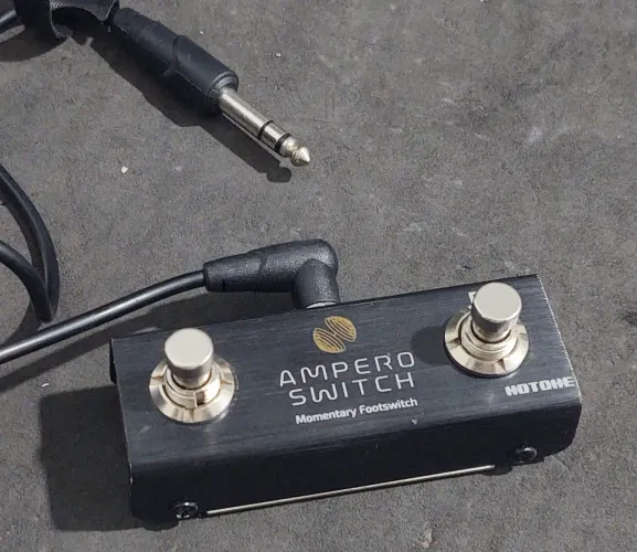 Ampero Dual Switch Momentary + Cabo TRS