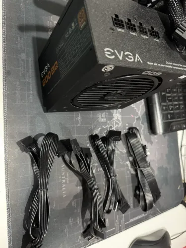 Fonte ATX EVGA 600w Semi-Modular