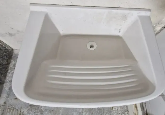 Tanque de louça 