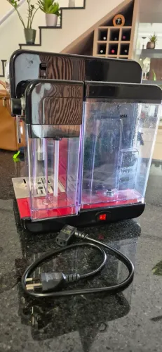 Cafeteira expresso Oster