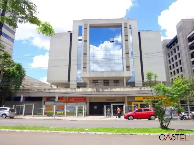 Loja comercial e sobreloja, 270m2prvs, na Praia de Belas, Porto Alegre/RS.