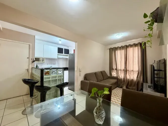 Apartamento com 3 Quartos e 1 banheiro à Venda, 60 m² por R$ 280.000