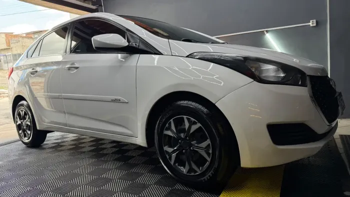 Hyundai HB20S C.plus/c.style1.0 Flex 12V Mec. 4P 2019