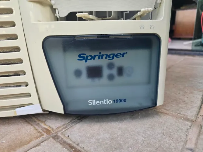 Ar Condicionado 19.000 BTUs Springer