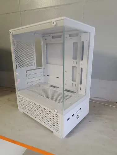 Gabinete Gamer branco