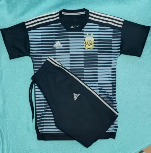 ADIDAS CONJUNTO DE FUTEBOL