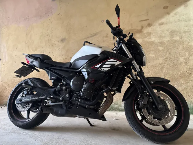 XJ6 mais nova do Rio