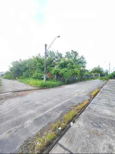 Terreno em rua Antônio Ferreira, Boa Vista-Castelão - Fortaleza - CE