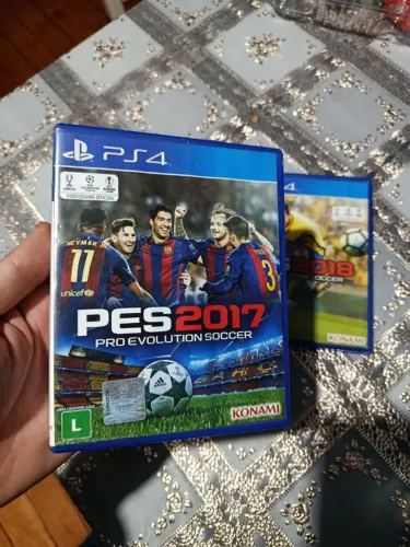 Pro Evolution Soccer 2018 e 2017 Midia Física