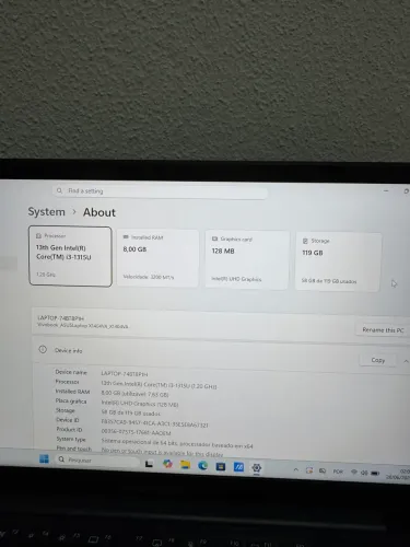 Asus Vivobook i3
