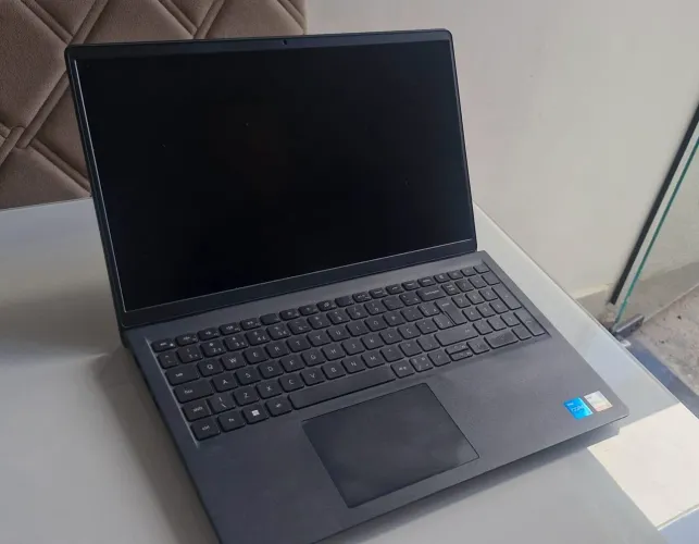 Notebook Dell Inspiron 15 3520