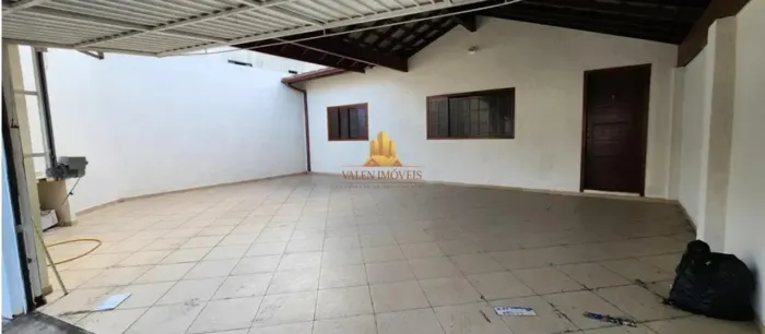 Casa em Parque dos Príncipes - Jacareí