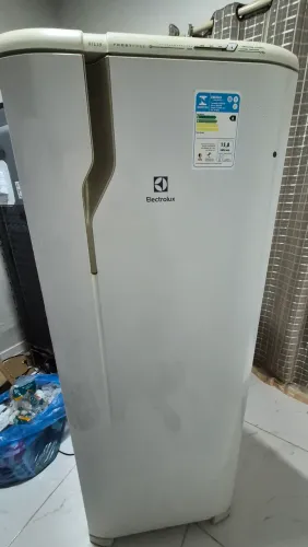 Geladeira Frost Free Electrolux - LEIA A DESCRIÇÃO 