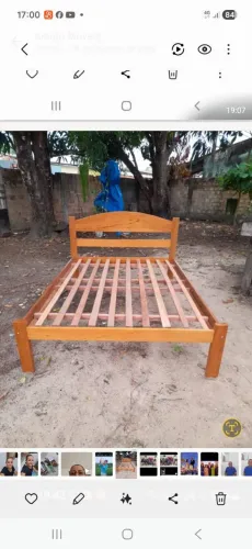 Cama de madeira