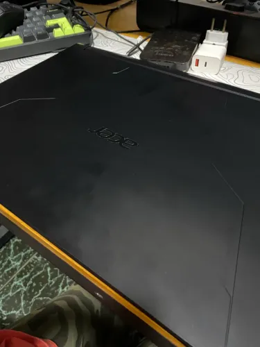 Acer Nitro 5 AN517-54-79WA 17? 144HZ I7 32GB NVME 512 GTX 1650 4GB