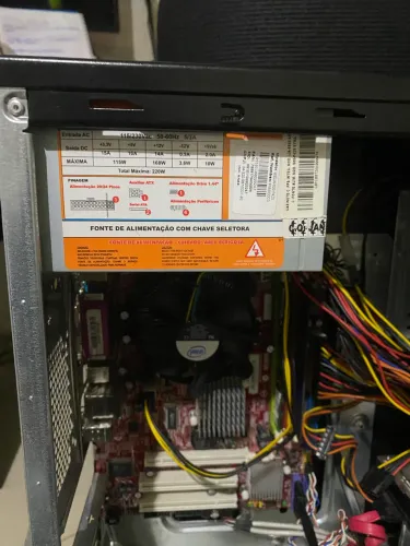 Fonte 220W barato e forte