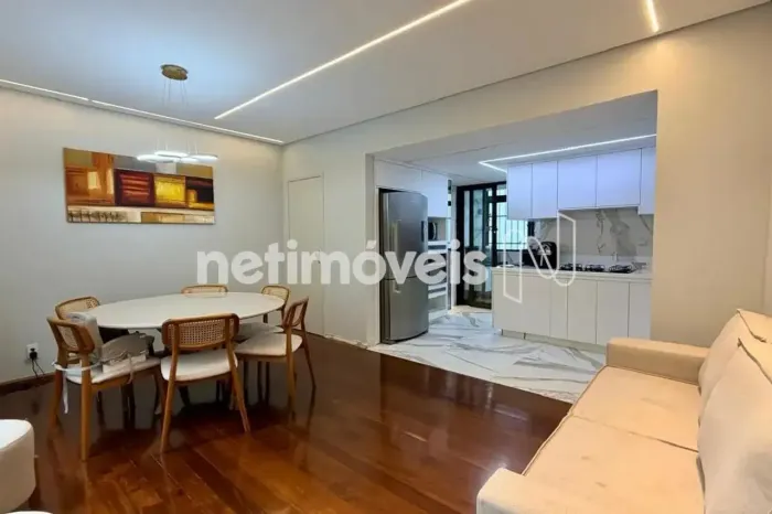 Apartamento Reformado com 120m²; e 3 Quartos no Luxemburgo