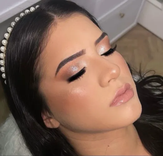 Maquiagem, Penteado domicílio